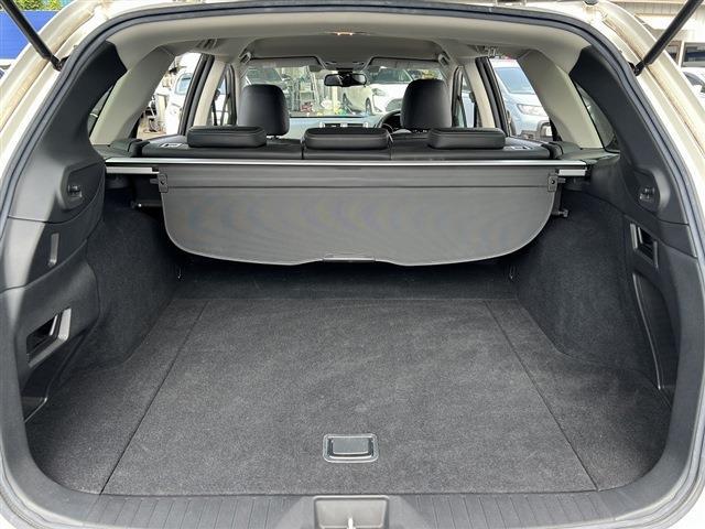 Subaru Legacy Outback 10