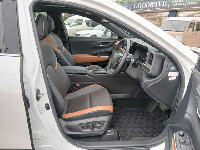 Toyota Crown Crossover 7