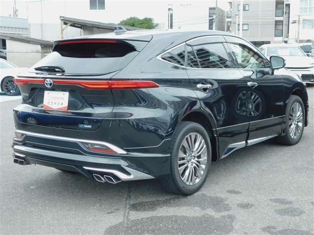 Toyota Harrier 4