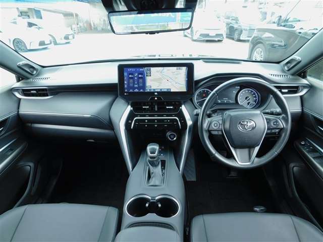 Toyota Harrier 6