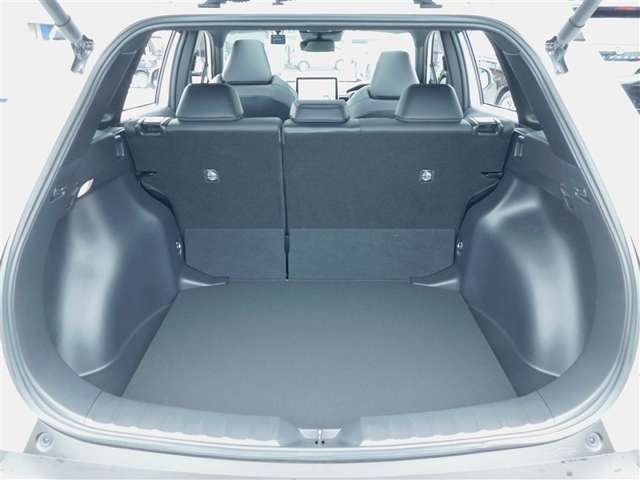 Toyota Corolla Cross 8