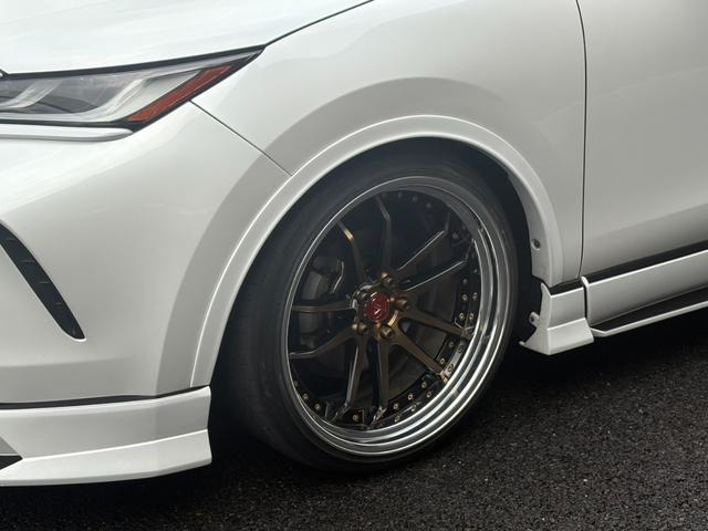 Toyota Harrier 8