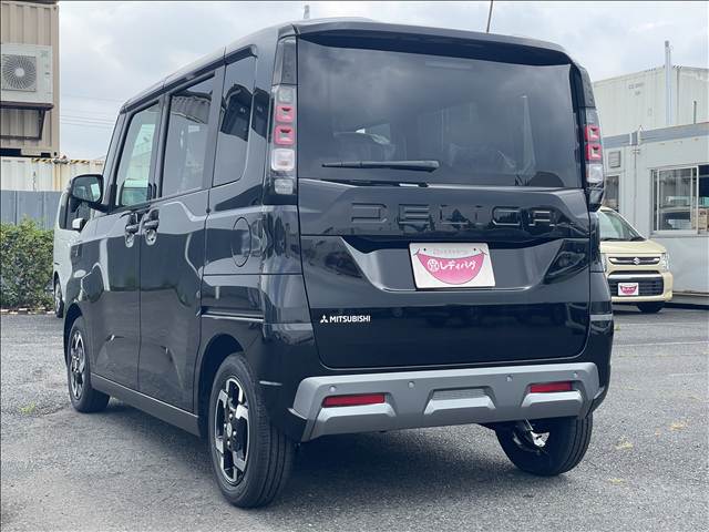 Mitsubishi Delica Mini 10