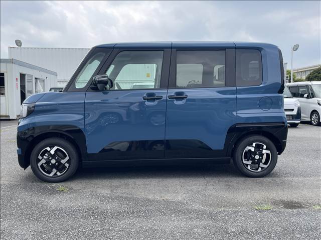 Mitsubishi Delica Mini 8