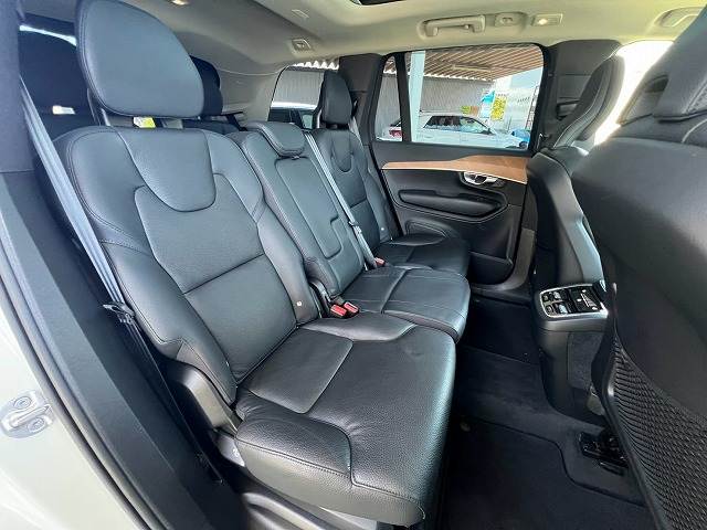 Volvo XC90 12