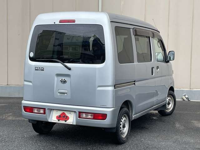 Toyota Pixis Van 3