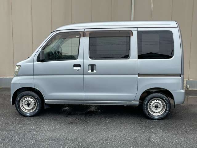 Toyota Pixis Van 6