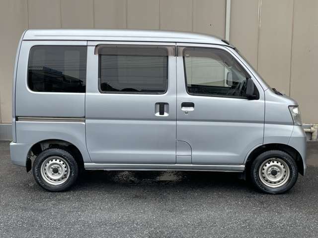 Toyota Pixis Van 7