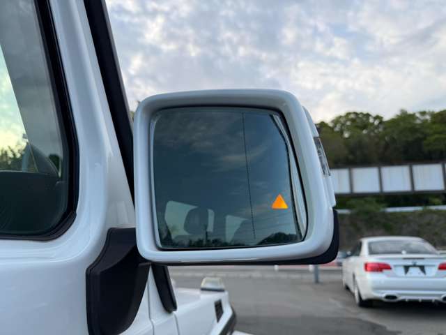 Mercedes-Benz G-Class 12