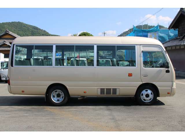 Toyota Coaster 5