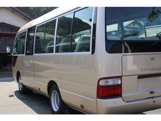 Toyota Coaster 10