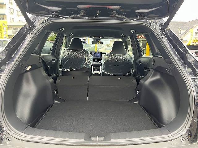 Toyota Corolla Cross 12