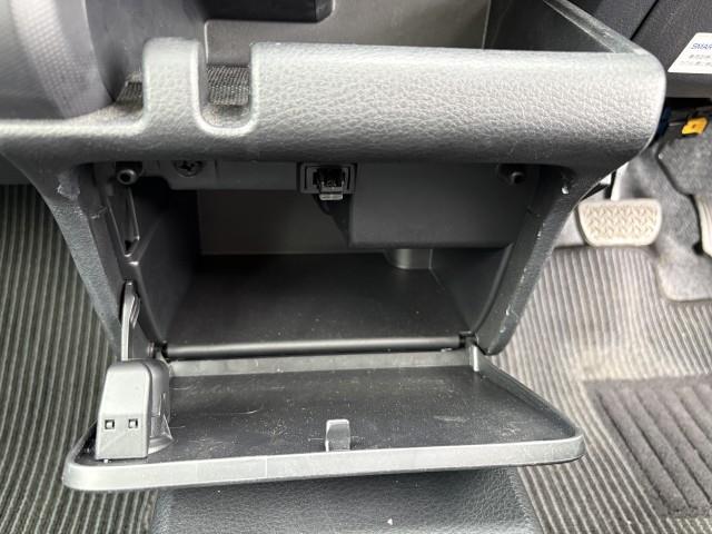 Toyota Probox Van 9