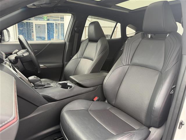 Toyota Harrier 10