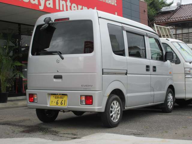 Suzuki Every 2