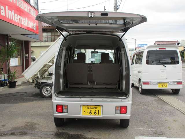 Suzuki Every 8