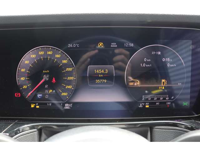Mercedes-Benz G-Class 12