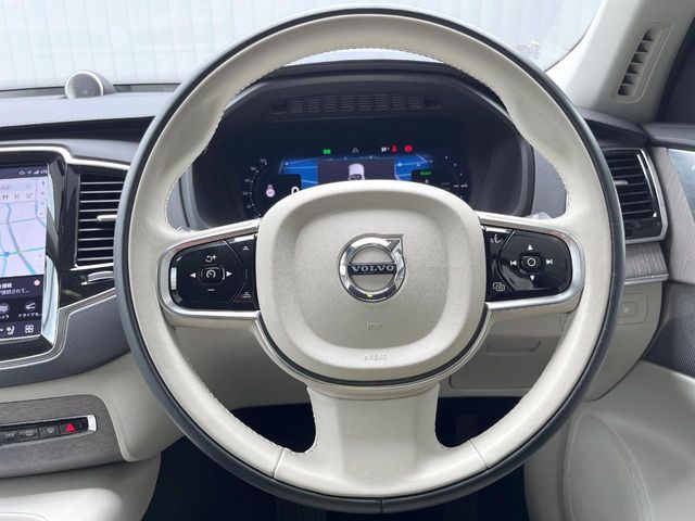 Volvo XC90 12
