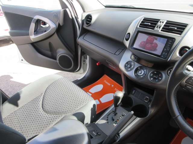 Toyota Vanguard 2