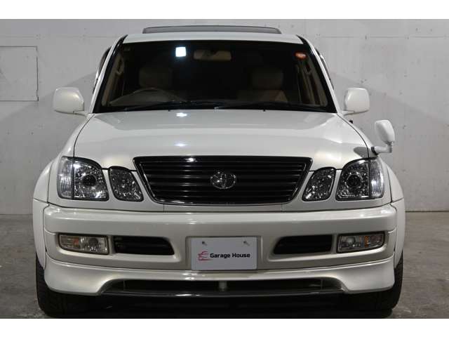 Toyota Land Cruiser Cygnus 11