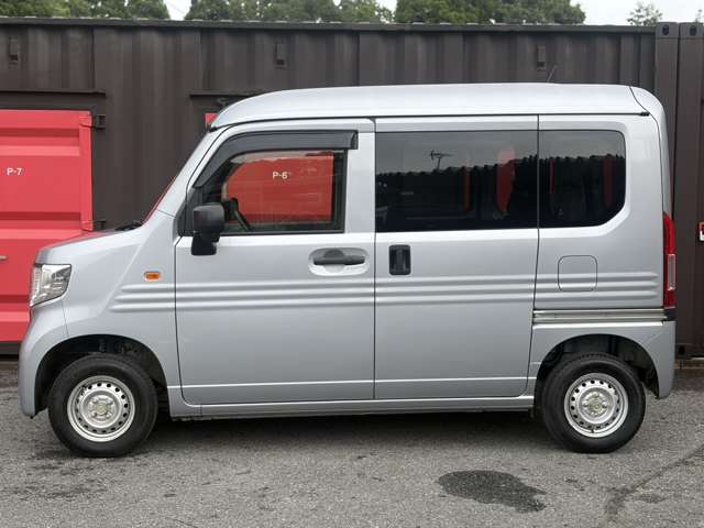 Honda N-VAN 9