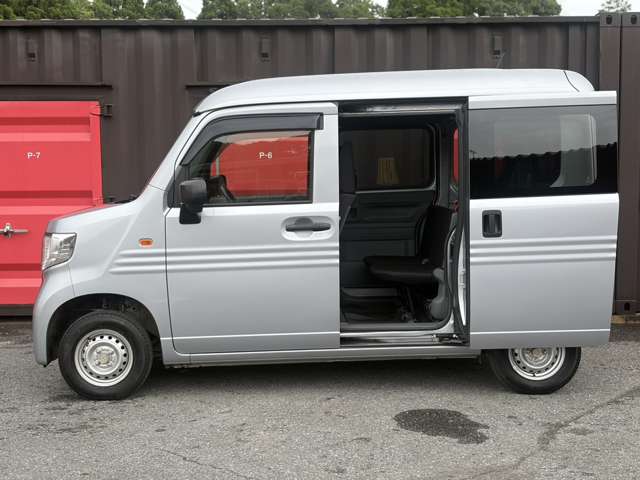 Honda N-VAN 10