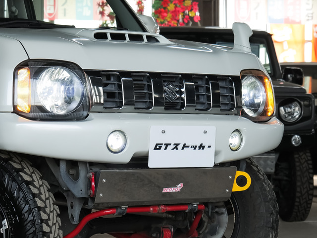 Suzuki Jimny 6