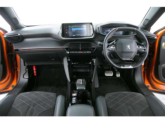 Peugeot SUV e-2008 2