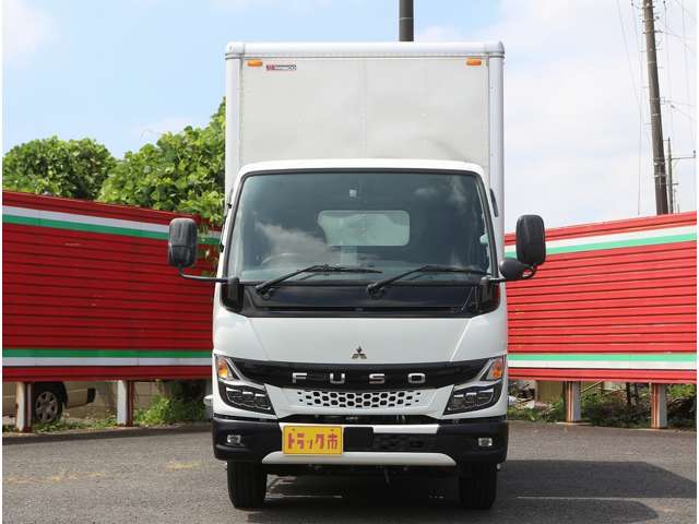 Mitsubishi Fuso Canter 6