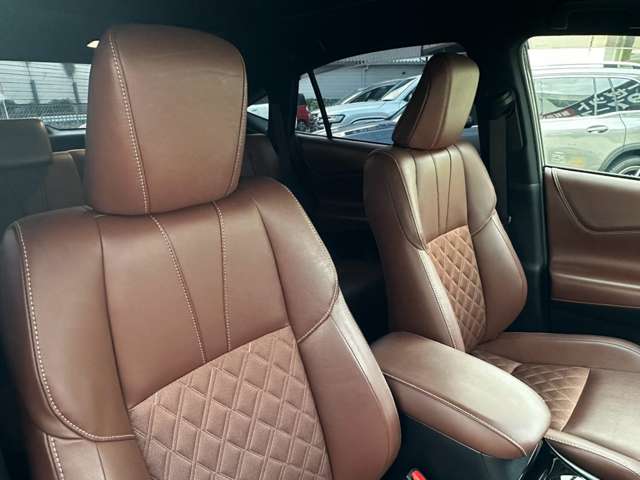 Toyota Harrier 12