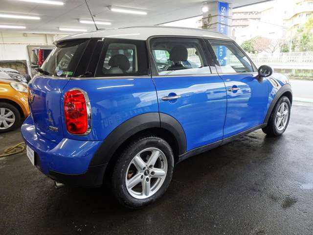 MINI Crossover 7