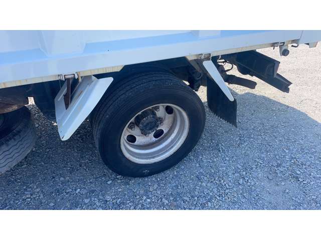 Mitsubishi Fuso Canter 10