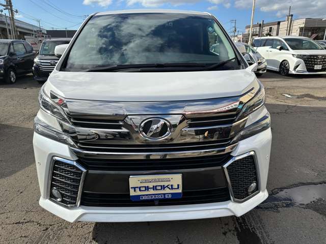 Toyota Vellfire 2