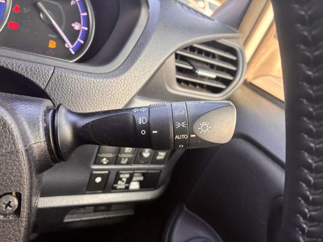 Toyota Voxy 11