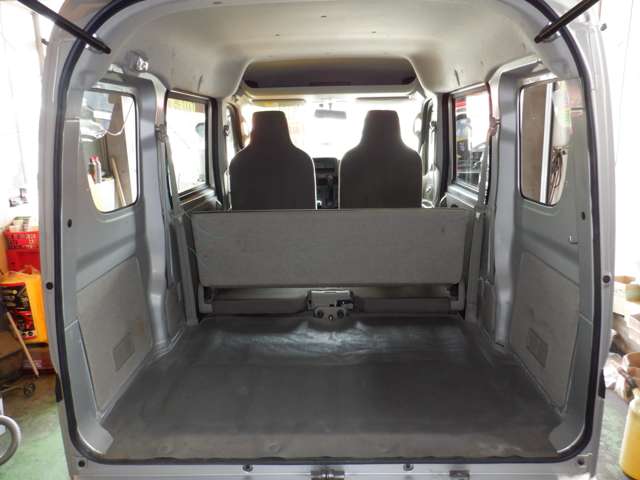 Nissan NV100 Clipper 12