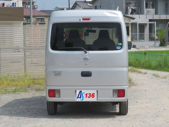 Nissan NV100 Clipper 3