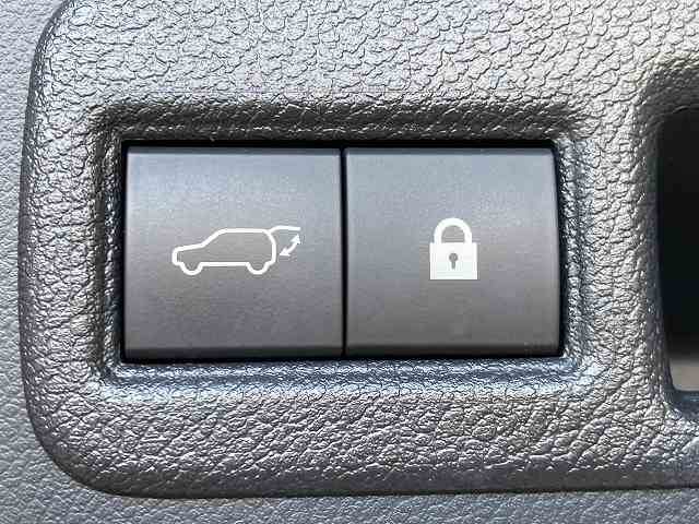 Lexus NX 8