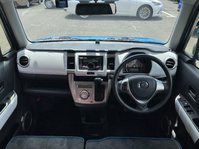 Mazda Flair Crossover 11