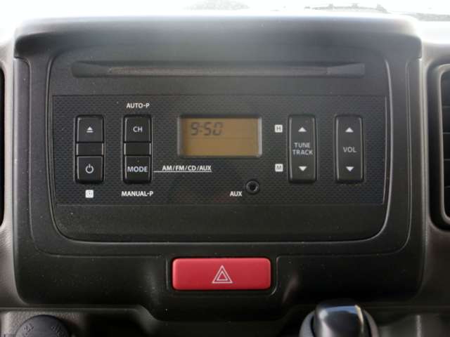 Nissan NV100 Clipper 7