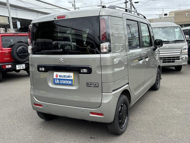 Suzuki Spacia Base 4