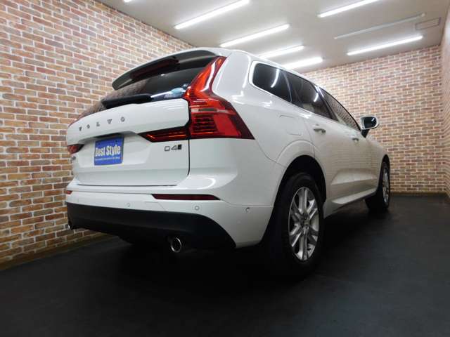 Volvo XC60 4