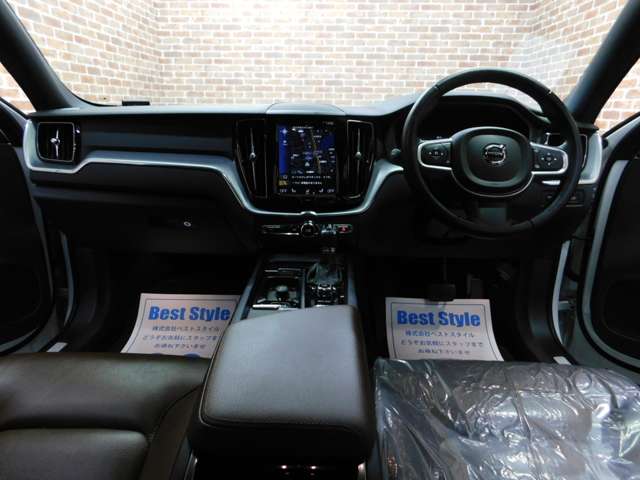 Volvo XC60 5