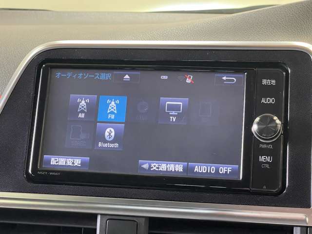 Toyota Sienta 3
