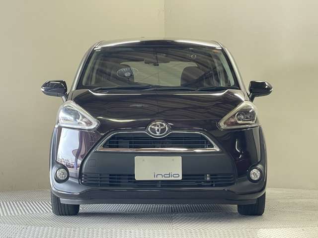 Toyota Sienta 10