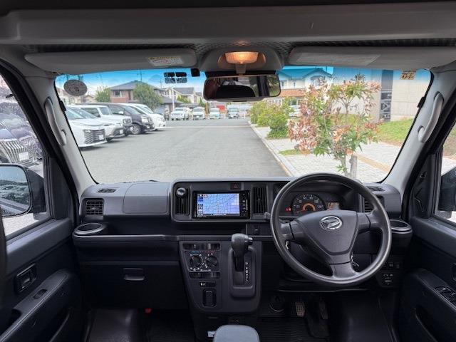Daihatsu Hijet Deck Van 11