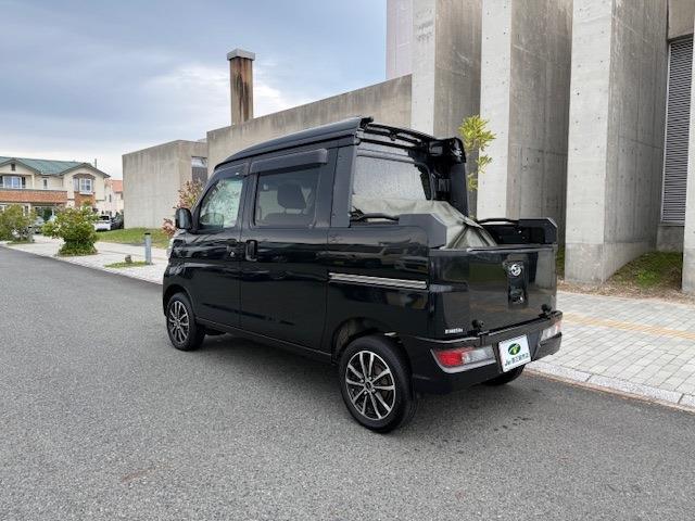 Daihatsu Hijet Deck Van 4