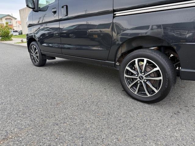 Daihatsu Hijet Deck Van 9