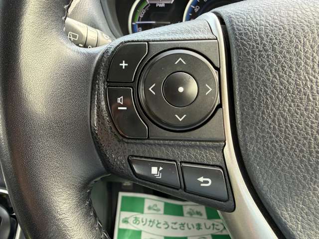 Toyota Voxy 11