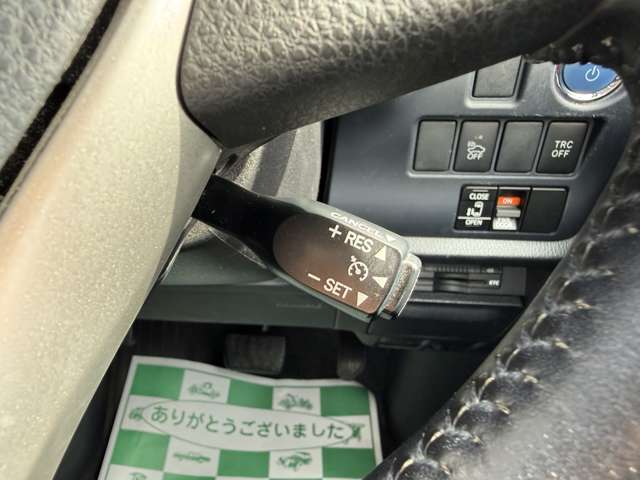 Toyota Voxy 12
