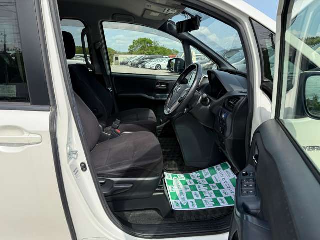 Toyota Voxy 7